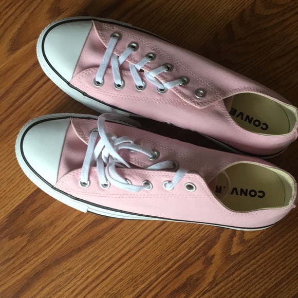 Converse Shoes - Pink converse